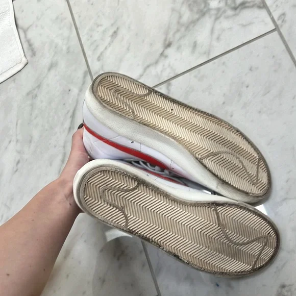 Nike Blazers Women’s - Picture 4 of 5